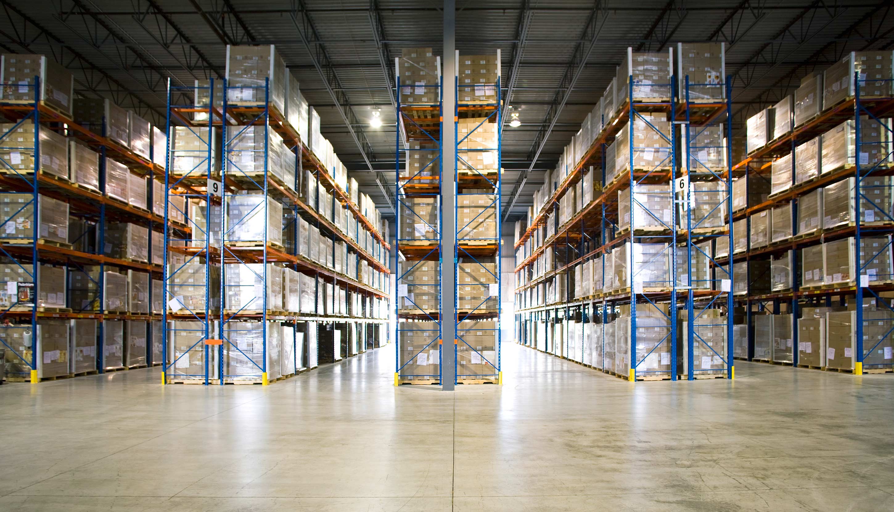 Warehousing Logistics - End-to-end supply chain solutions - Canada ...